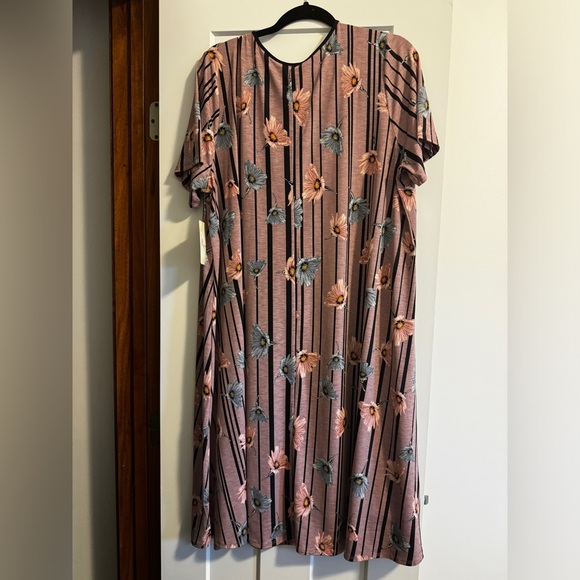 Brand New Midi Dress - Picture 2 of 5